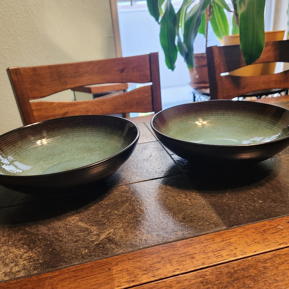 Over‎ And Back R.S.V.P. Green & Brown Embossed Rings 8"  Pasta Cereal Bowl Set 2